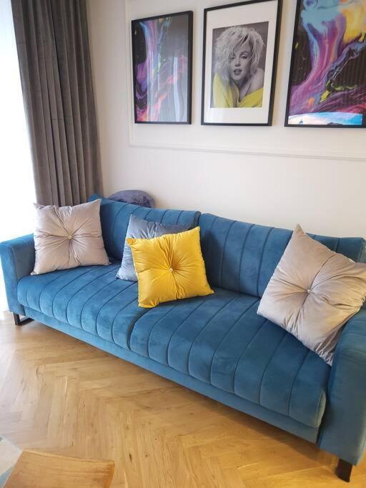 Apartament Rainbow Apartment เบียวิสตอก ภายนอก รูปภาพ