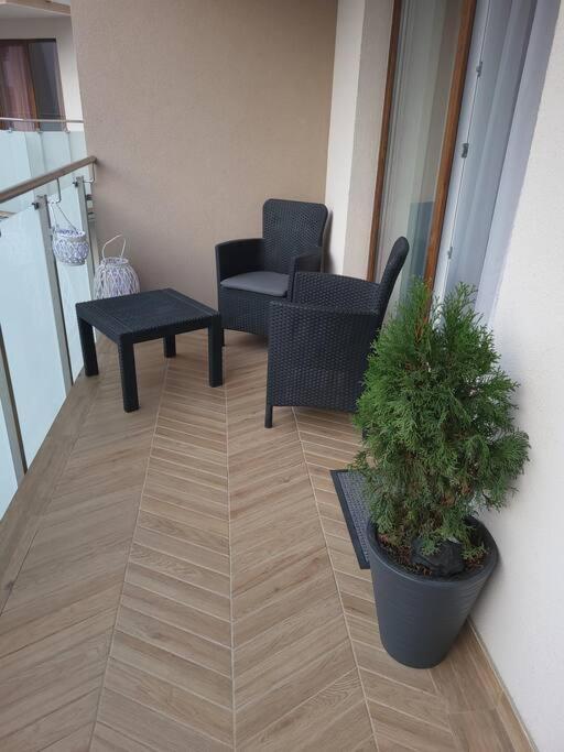 Apartament Rainbow Apartment เบียวิสตอก ภายนอก รูปภาพ