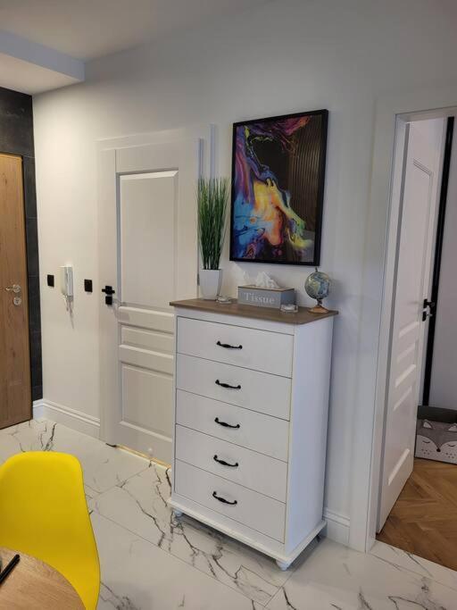 Apartament Rainbow Apartment เบียวิสตอก ภายนอก รูปภาพ