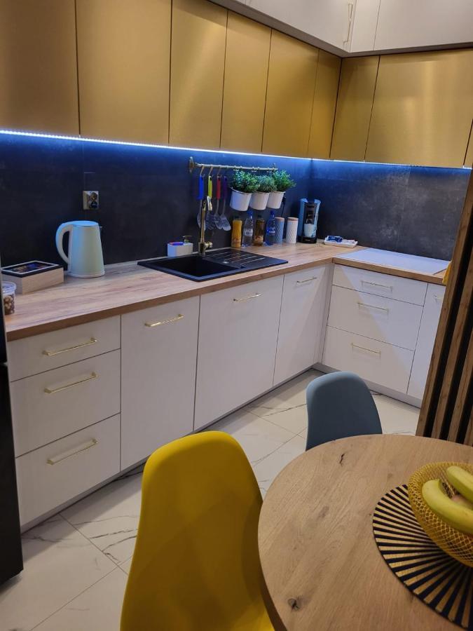 Apartament Rainbow Apartment เบียวิสตอก ภายนอก รูปภาพ